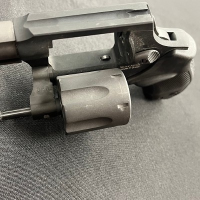 TAURUS MODEL 856 ULTRA LITE .38 SPL - Image 4 of 9