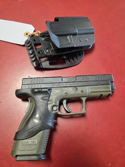 SPRINGFIELD ARMORY XD-40 40 Smith & Wesson - Image 1 of 6