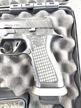 SIG SAUER P320 Spectre Comp Blackout 9MM LUGER (9x19 PARA) - Image 2 of 5