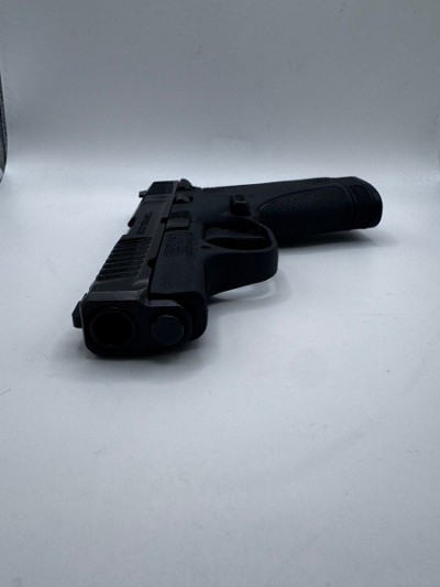 SMITH & WESSON BODYGUARD 2.0 .380 ACP - Image 8 of 10