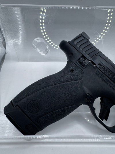SMITH & WESSON BODYGUARD 2.0 .380 ACP - Image 5 of 10