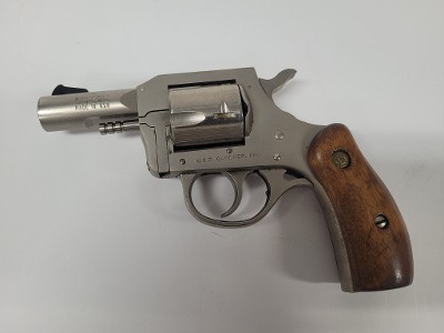 NEW ENGLAND FIREARMS CO. R73 .32 H&R MAG - Image 1 of 4