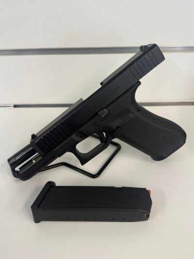 GLOCK 17 GEN 5 .9mm - Image 3 of 6