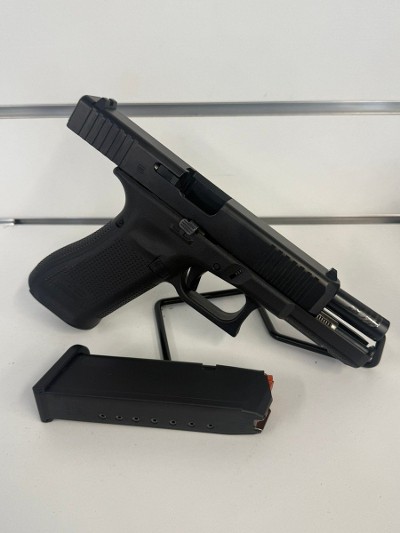 GLOCK 17 GEN 5 .9mm - Image 4 of 6