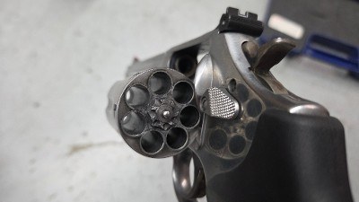 SMITH & WESSON 686 PLUS .357 MAG - Image 11 of 15