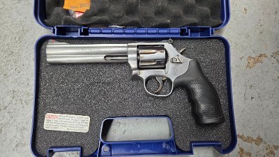 SMITH & WESSON 686 PLUS .357 MAG - Image 15 of 15
