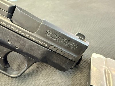 SMITH & WESSON M&P Shield M2.0 9MM LUGER (9x19 PARA) - Image 5 of 8