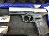 SMITH & WESSON SW40VE .40 S&W - Image 2 of 14