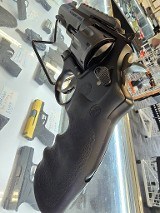 SMITH & WESSON 327 TRR8 PERFORMANCE CENTER .357 MAG - Image 3 of 4