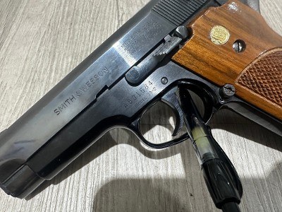 SMITH & WESSON 39-2 9MM LUGER (9x19 PARA) - Image 4 of 25