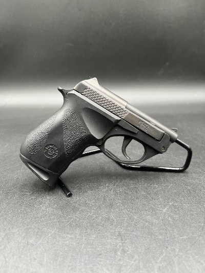 TAURUS PT-22 .22 LR - Image 1 of 5