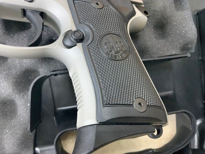 BERETTA 92FS COMPACT 9MM LUGER (9x19 PARA) - Image 8 of 9