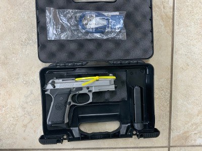 BERETTA 92FS COMPACT 9MM LUGER (9x19 PARA) - Image 1 of 9