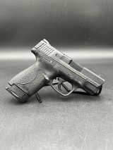 SMITH & WESSON M&P9 SHIELD M2.0 9MM LUGER (9X19 PARA) - Image 1 of 8