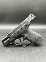 SMITH & WESSON M&P9 SHIELD M2.0 9MM LUGER (9X19 PARA) - Image 4 of 8