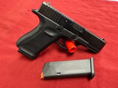 GLOCK 19V G19 9MM COMPACT 9MM LUGER (9x19 PARA) - Image 1 of 7