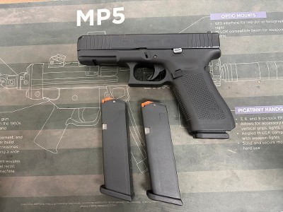 GLOCK G22 GEN5 .40 S&W - Image 2 of 5