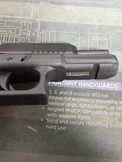 GLOCK G22 GEN5 .40 S&W - Image 4 of 5