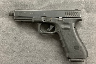 GLOCK 22 .40 CALIBER - Image 3 of 3