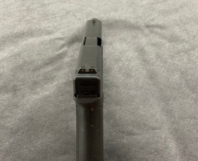GLOCK 22 .40 CALIBER - Image 2 of 3