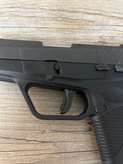 TAURUS 709 SLIM FS 9MM LUGER (9x19 PARA) - Image 2 of 8