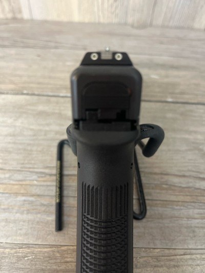 GLOCK 17 9MM LUGER (9x19 PARA) - Image 2 of 8