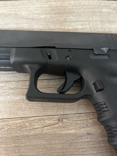 GLOCK 17 9MM LUGER (9x19 PARA) - Image 3 of 8