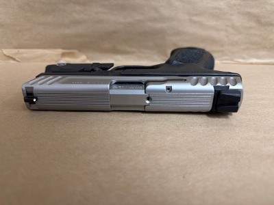SMITH & WESSON SD9 2.0 9MM LUGER (9x19 PARA) - Image 6 of 11