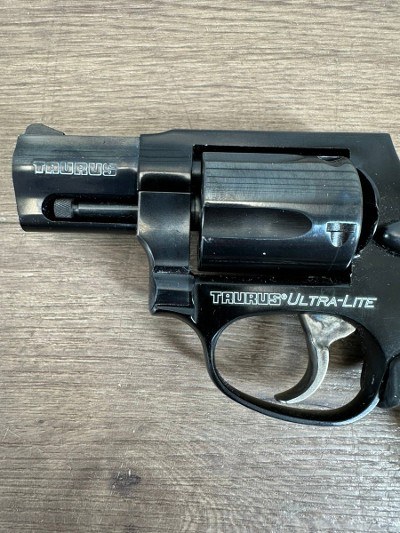 TAURUS MODEL 85 ULTRA-LITE .38 SPL - Image 3 of 10