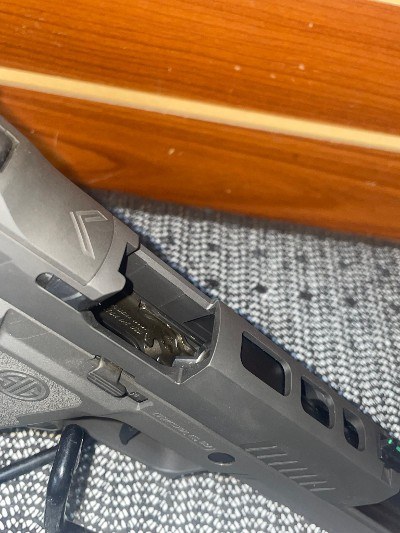 SIG SAUER P320 X-FIVE 9MM LUGER (9x19 PARA) - Image 5 of 10