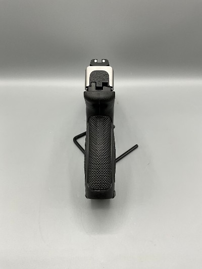 SMITH & WESSON SD40 VE .40 S&W - Image 3 of 9