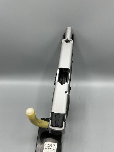 SMITH & WESSON SD40 VE .40 S&W - Image 8 of 9