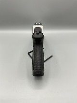 SMITH & WESSON SD40 VE .40 S&W - Image 3 of 9