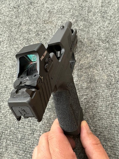TAURUS GX4 CARRY [BLK] 9MM LUGER (9x19 PARA) - Image 6 of 7