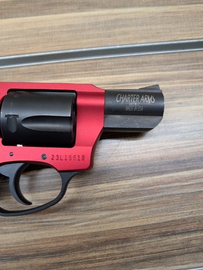 CHARTER ARMS Undercover Lite .38 SPL - Image 4 of 7