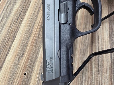 SMITH & WESSON M&P 40 .40 S&W - Image 4 of 6