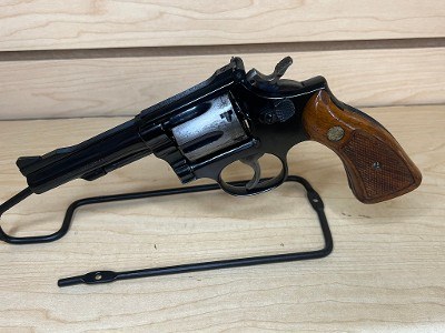 SMITH & WESSON 15-4 .38 SPL - Image 3 of 8