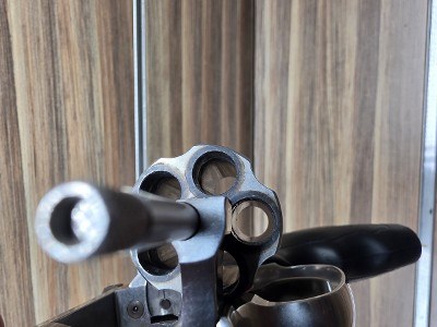 SMITH & WESSON 60 .357 MAG - Image 4 of 13