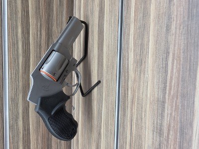 TAURUS 850 38SPL +P - Image 6 of 14