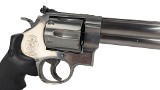SMITH & WESSON 629-4 Classic .44 MAGNUM - Image 10 of 22