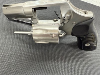 RUGER SP101 (DOUBLE ACTION ONLY) .357 MAG - Image 5 of 6