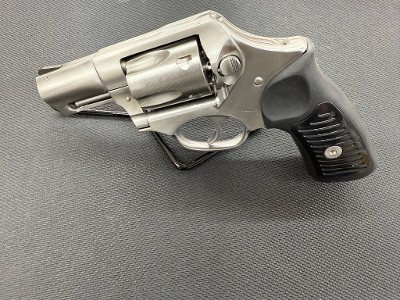 RUGER SP101 (DOUBLE ACTION ONLY) .357 MAG - Image 3 of 6