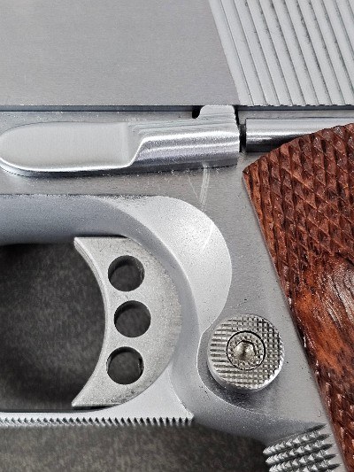 SPRINGFIELD ARMORY 1911-A1 Custom.45 ACP - Image 23 of 25
