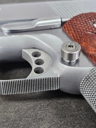 SPRINGFIELD ARMORY 1911-A1 Custom.45 ACP - Image 21 of 25