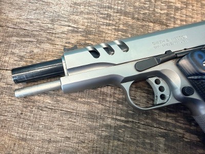 SMITH & WESSON 1911 .45 ACP - Image 2 of 10