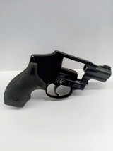 SMITH & WESSON M&P340 .357 MAG - Image 4 of 5