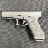 GLOCK G17 GEN3 9MM LUGER (9x19 PARA) - Image 1 of 10