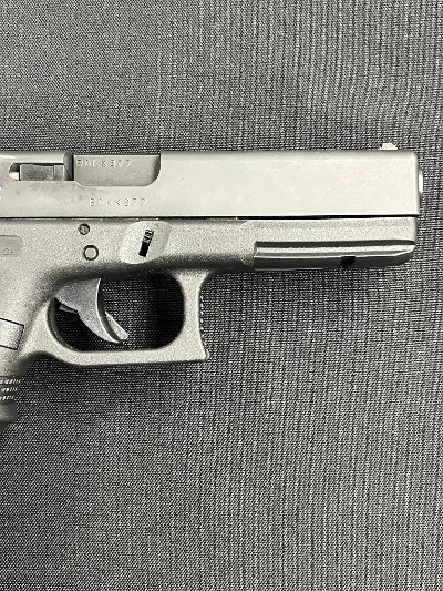 GLOCK G17 GEN3 9MM LUGER (9x19 PARA) - Image 6 of 10