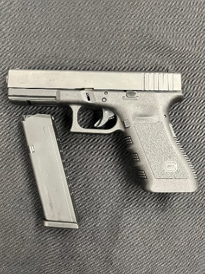GLOCK G17 GEN3 9MM LUGER (9x19 PARA) - Image 9 of 10