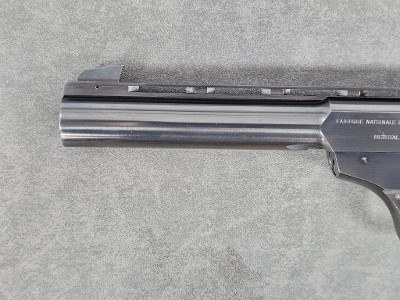 BROWNING Medalist .22 LR - Image 6 of 25